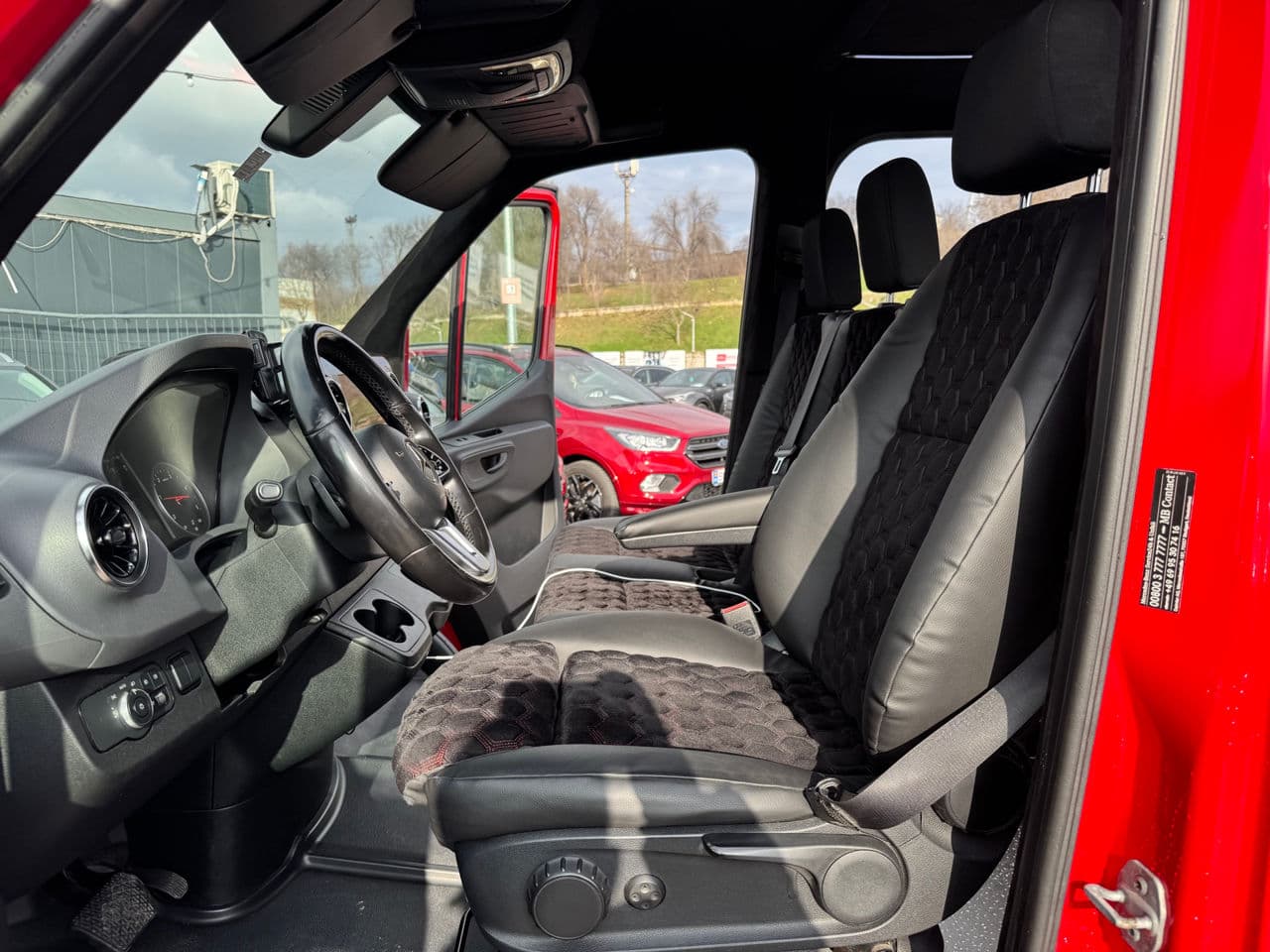 2019 Mercedes Sprinter — Miniatură 5