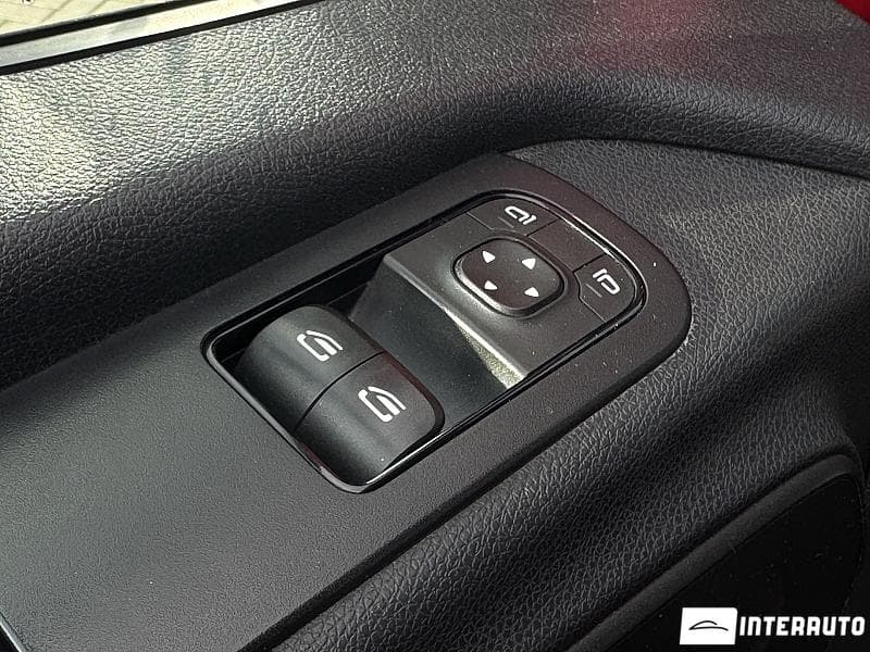 2019 Mercedes Sprinter — Miniatură 17