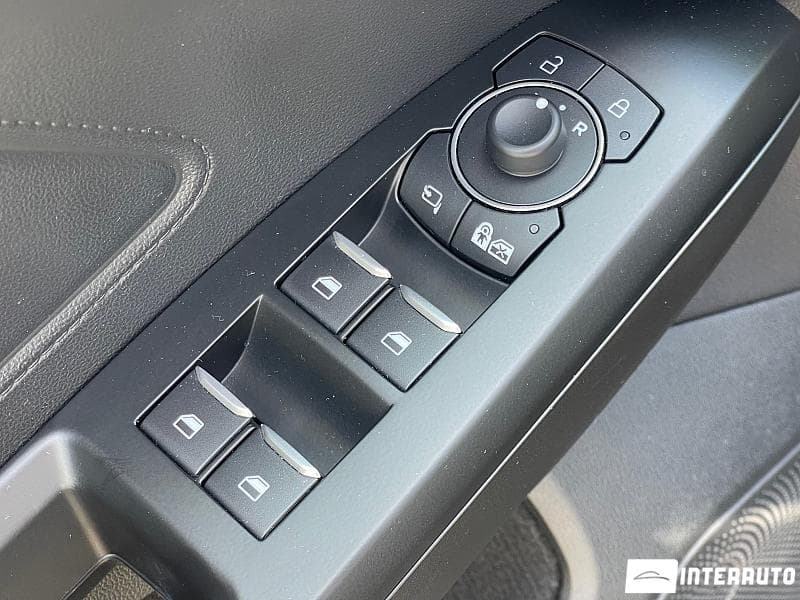2021 Ford Focus — Miniatură 6