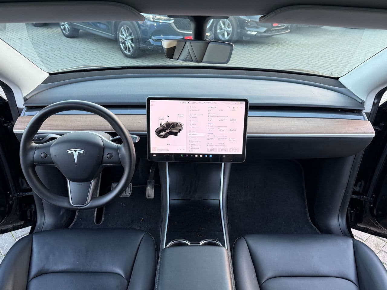 Tesla Model Y 2020 — Миниатюра 6