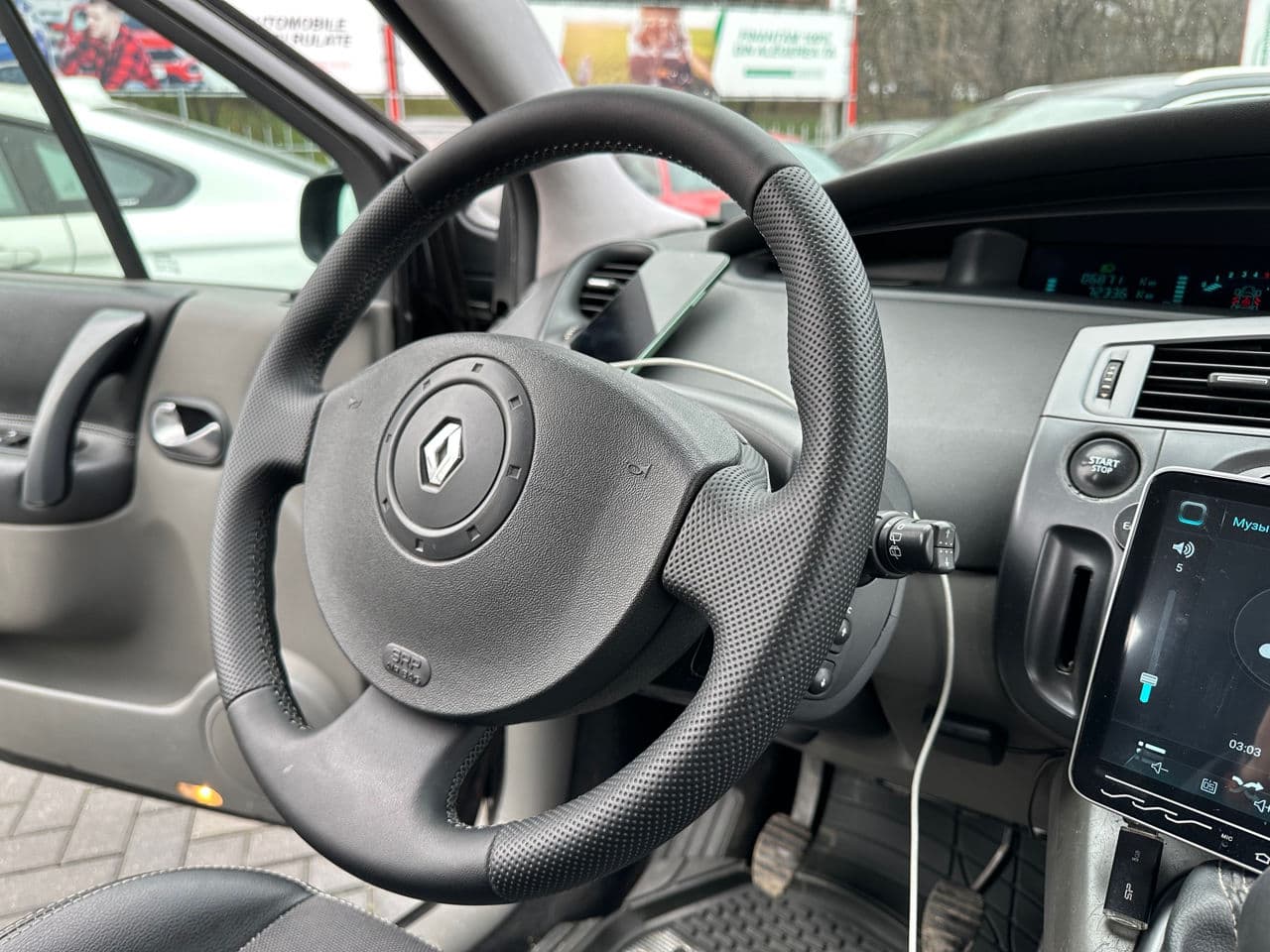 2005 Renault Scenic — Miniatură 11