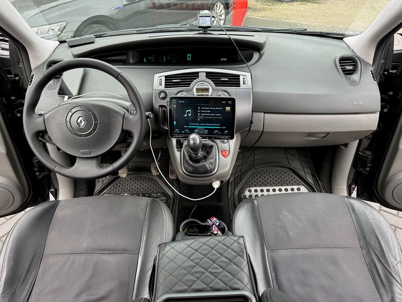 2005 Renault Scenic — Miniatură 9