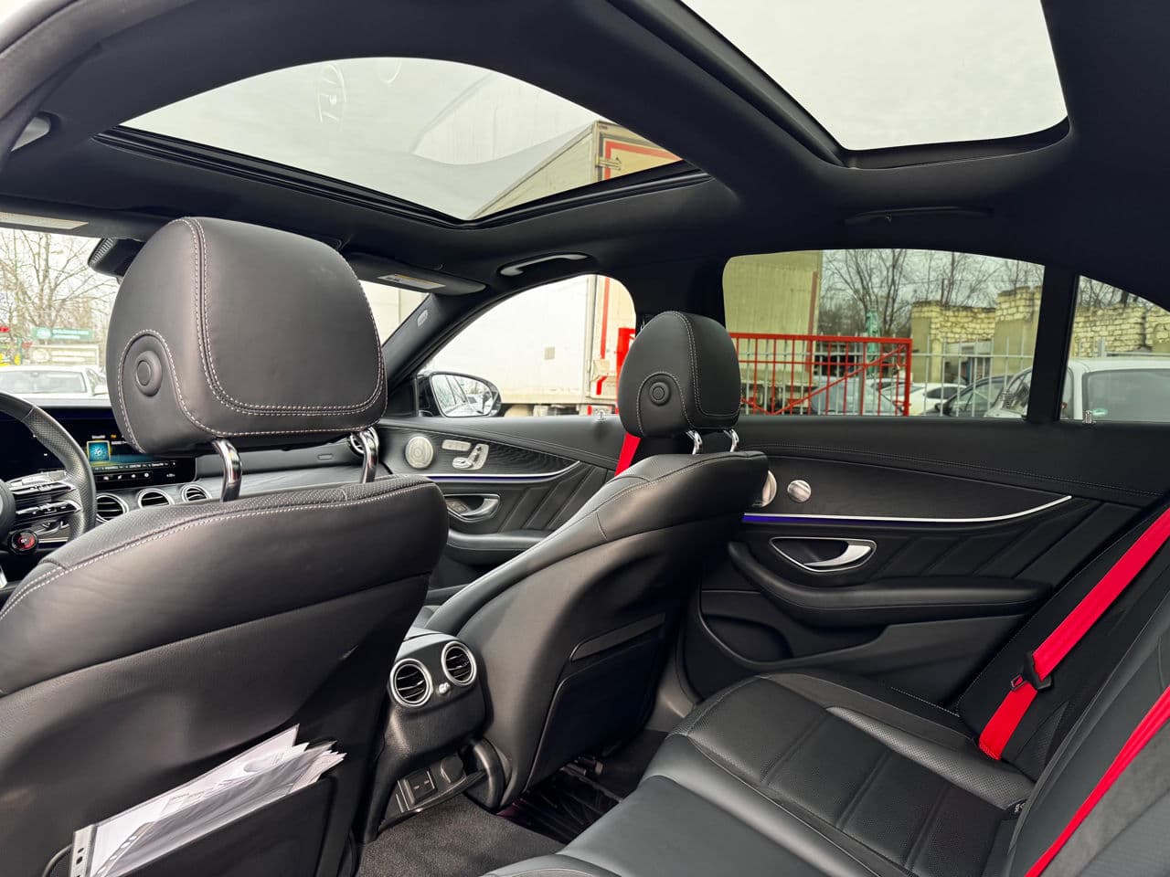 2023 Mercedes E 53 AMG — Miniatură 16