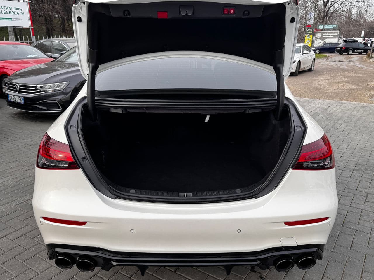 2023 Mercedes E 53 AMG — Miniatură 19
