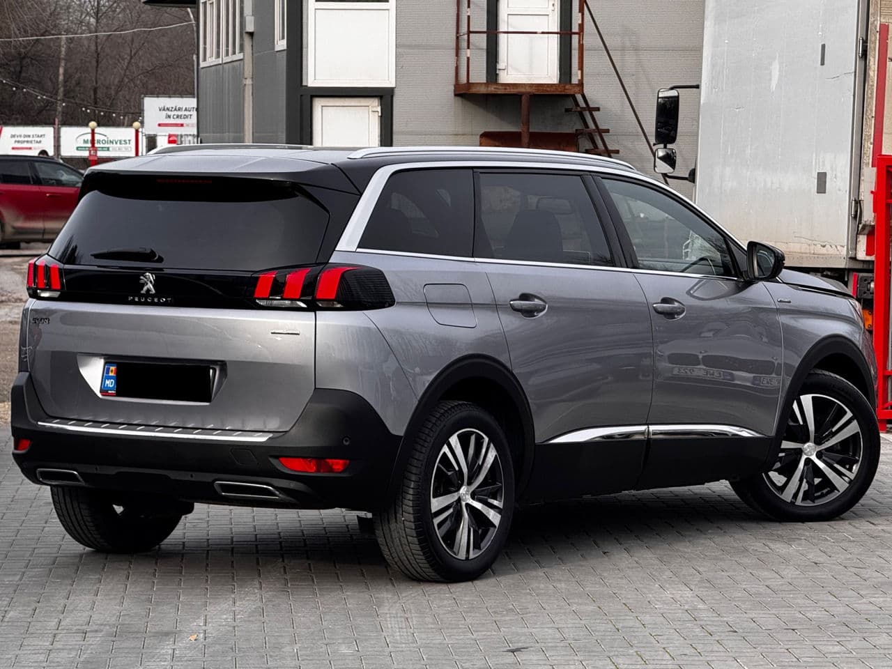 2020 Peugeot 5008 — Miniatură 4