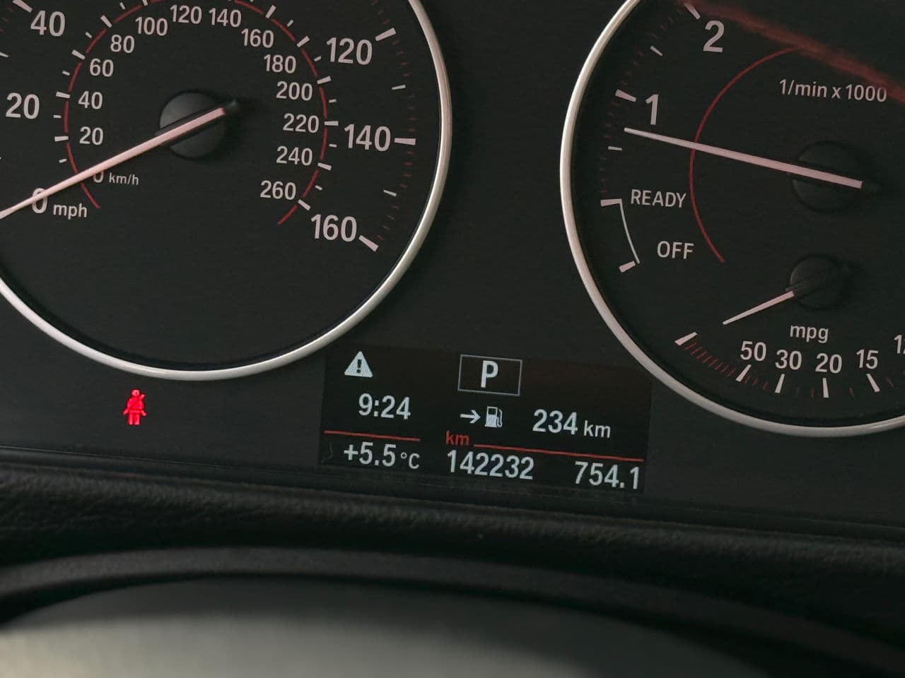 BMW 330 2017 — Миниатюра 12