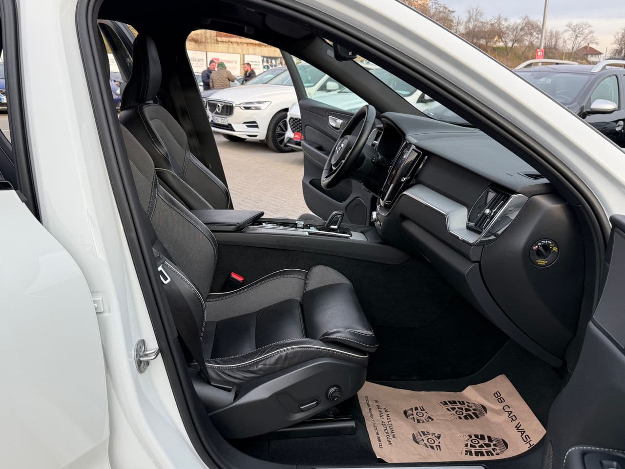 Volvo XC 60 2022 — Миниатюра 14