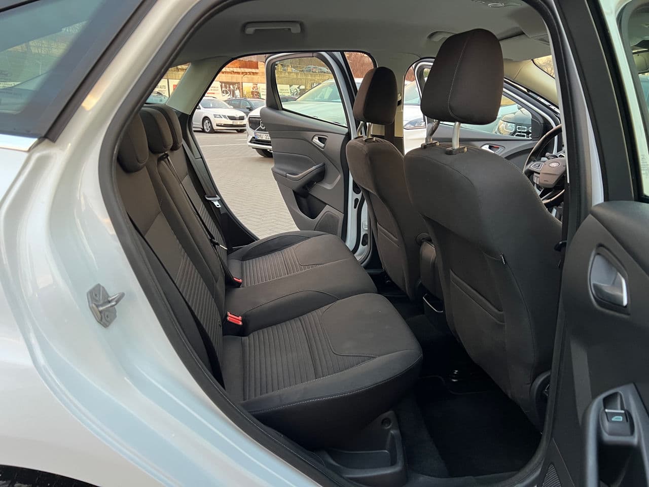2018 Ford Focus — Miniatură 14