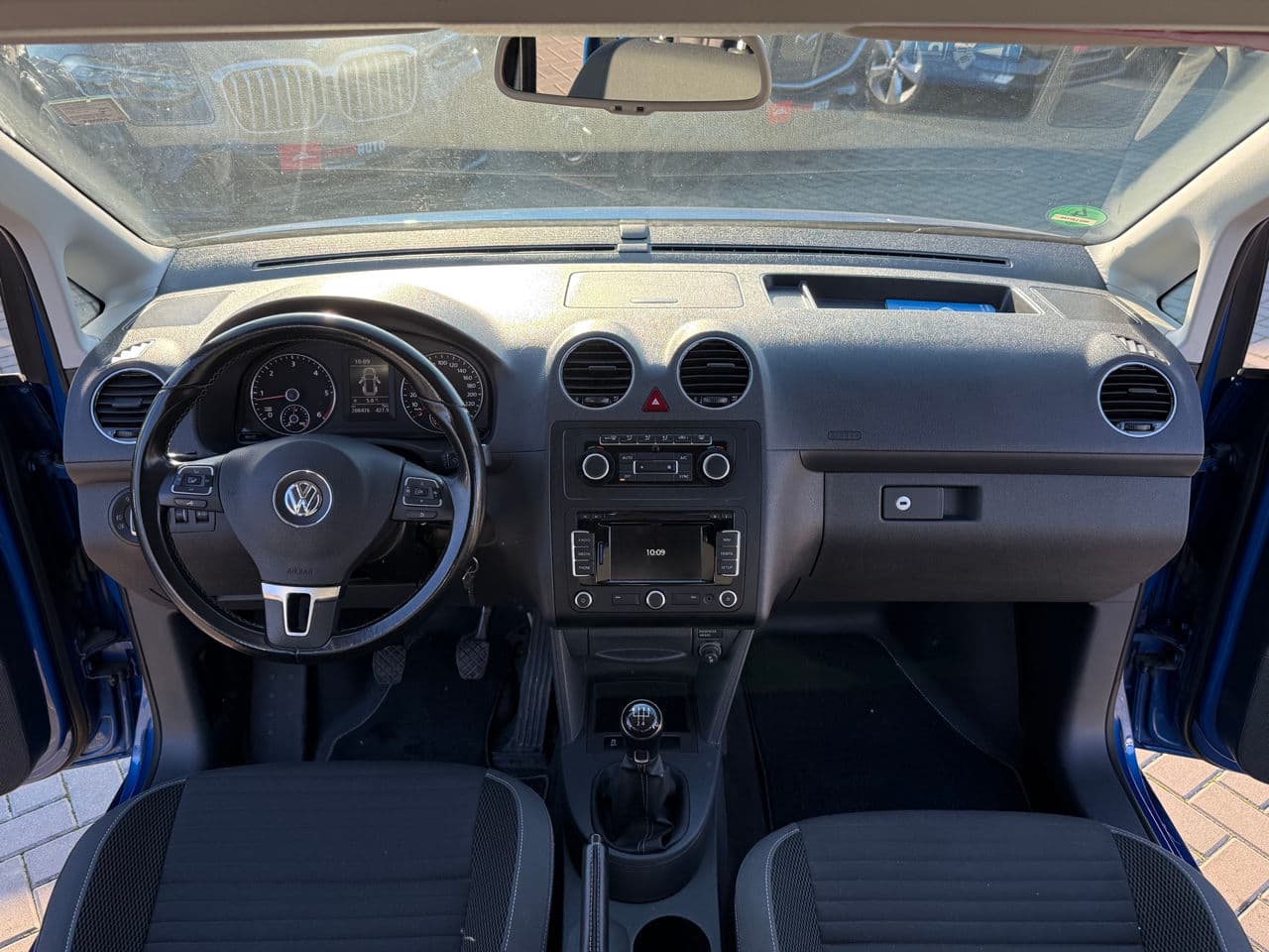 Volkswagen Caddy Maxi 2015 — Миниатюра 6