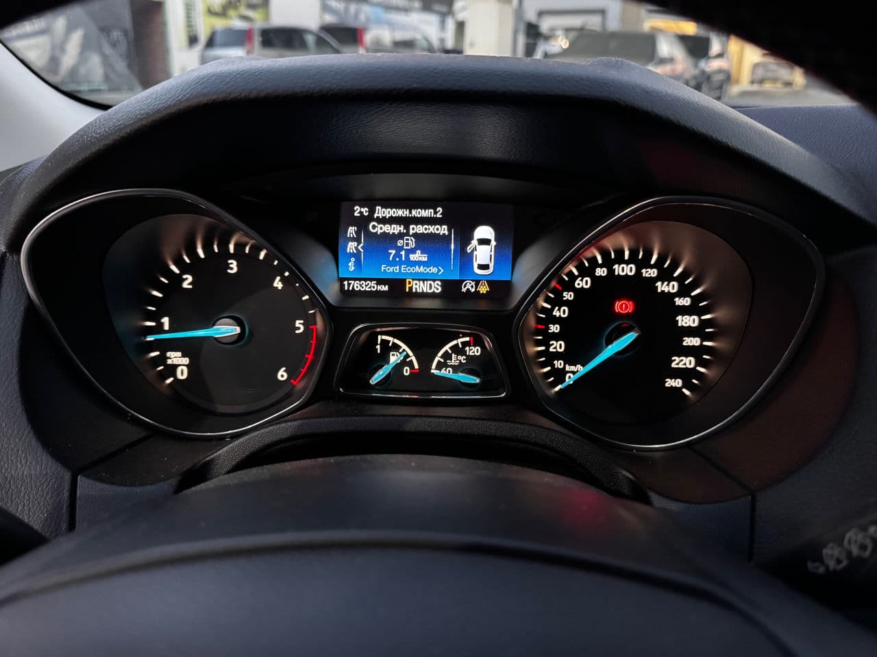 2015 Ford Focus — Miniatură 9