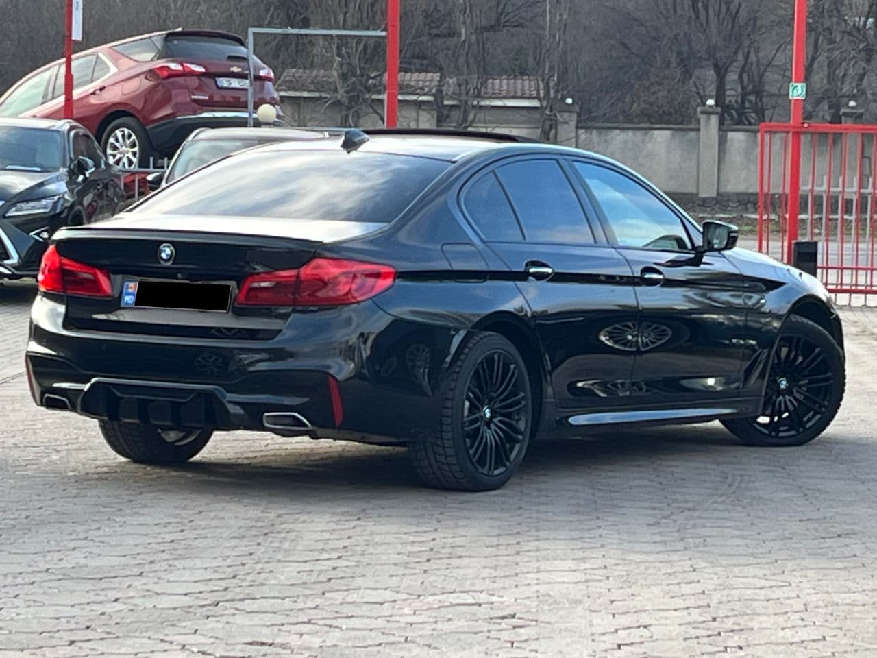 2017 BMW 530 — Miniatură 3