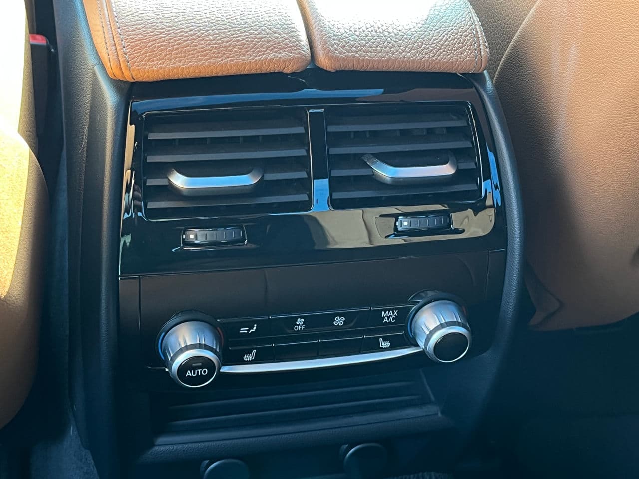 2017 BMW 530 — Miniatură 19