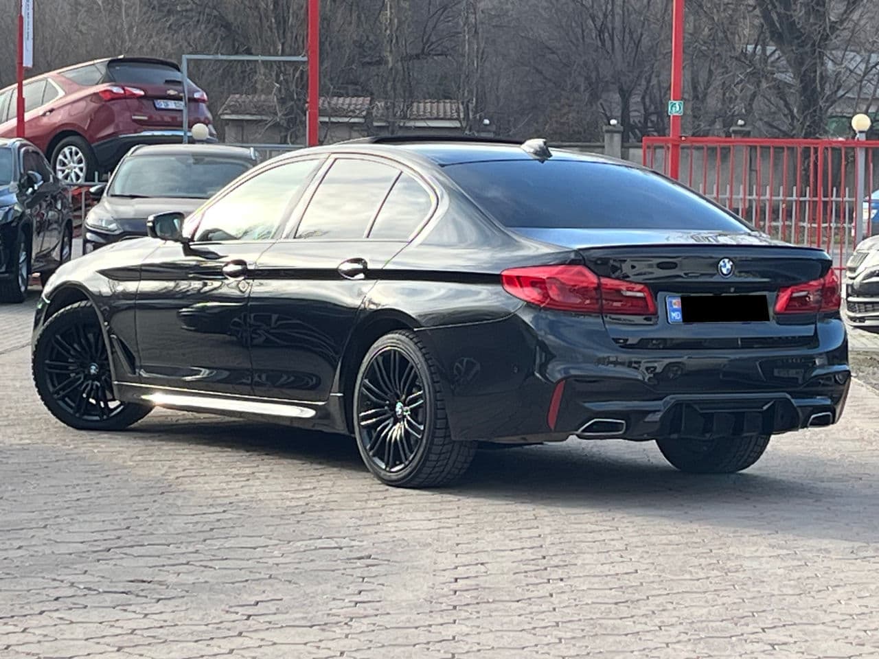 2017 BMW 530 — Miniatură 2