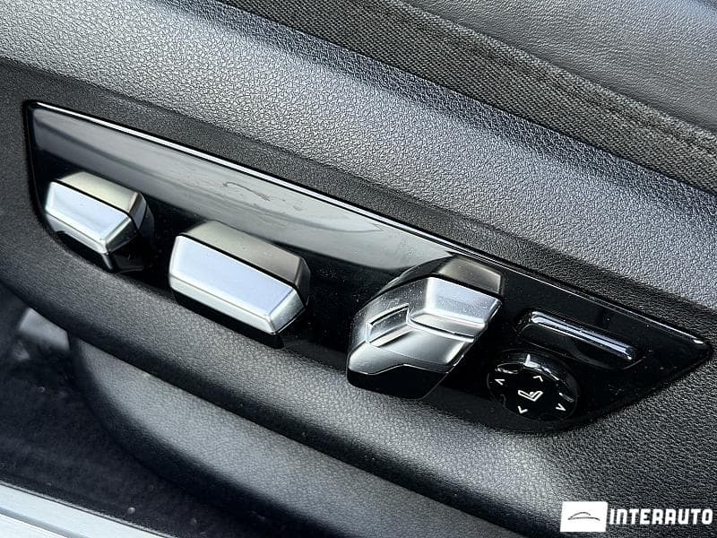2019 BMW 740 — Miniatură 12