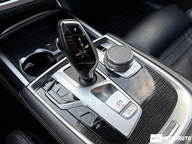 2019 BMW 740 — Miniatură 13