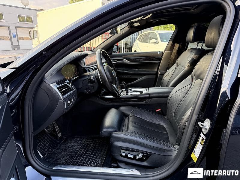 2019 BMW 740 — Miniatură 5