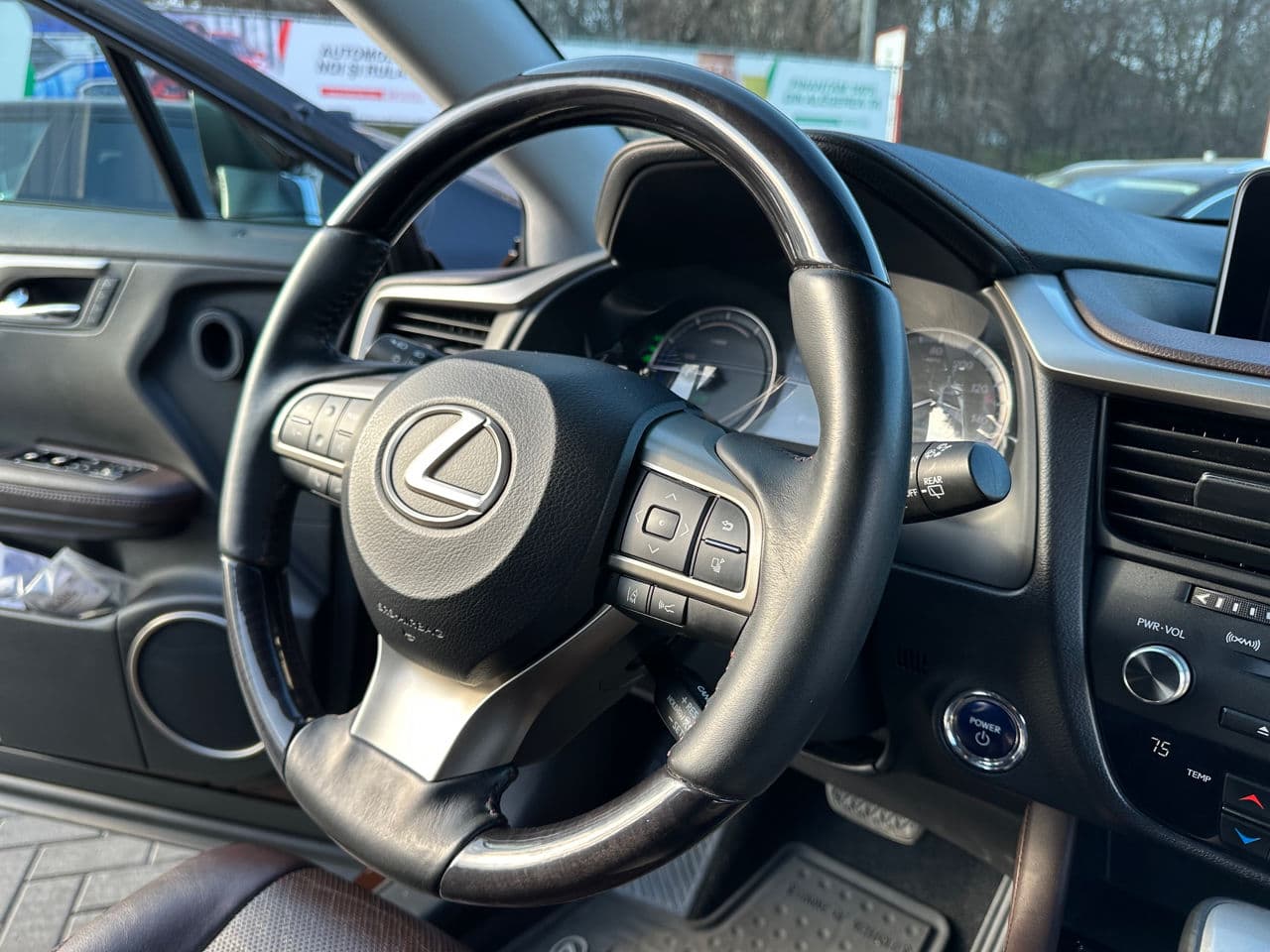 Lexus RX 450h 2016 — Миниатюра 8