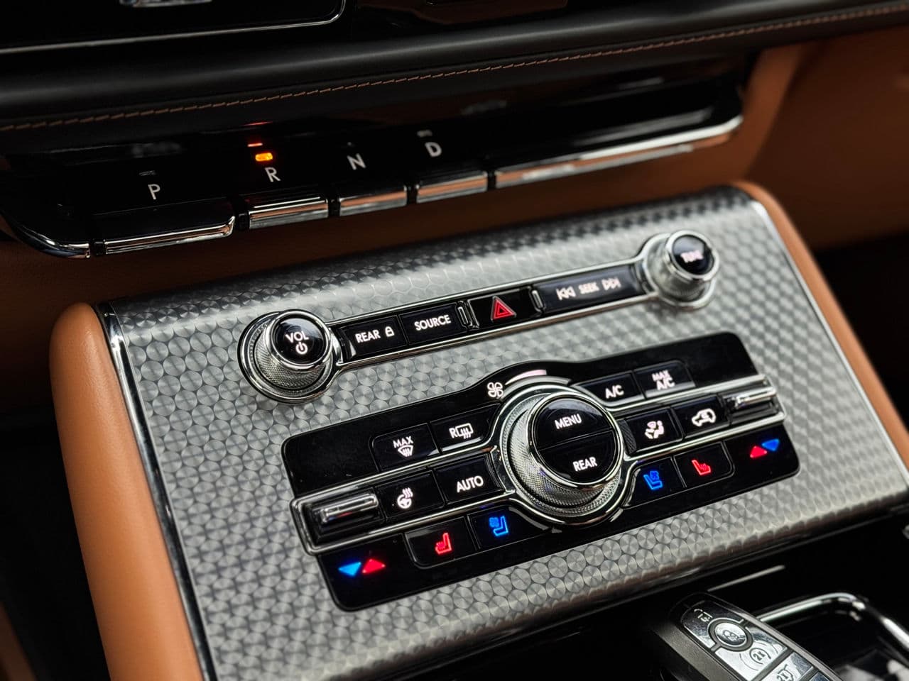 2020 Lincoln Aviator — Miniatură 17