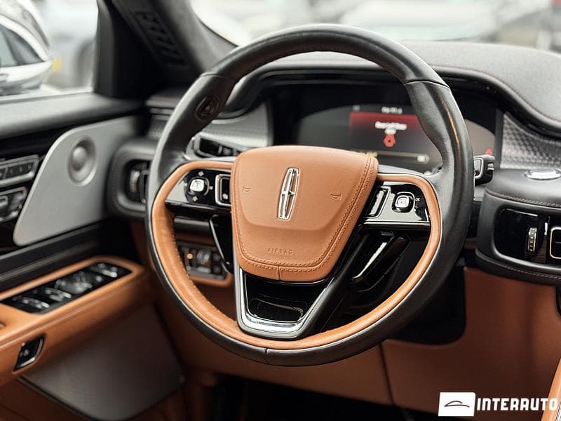 2020 Lincoln Aviator — Miniatură 13