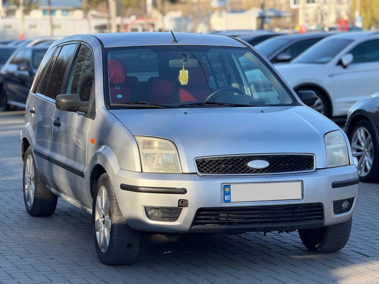 2004 Ford Fusion — Miniatură 3