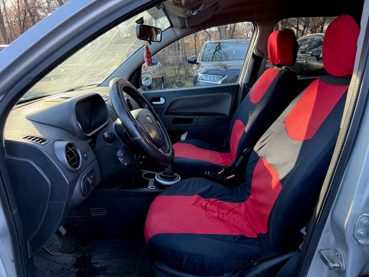 2004 Ford Fusion — Miniatură 5