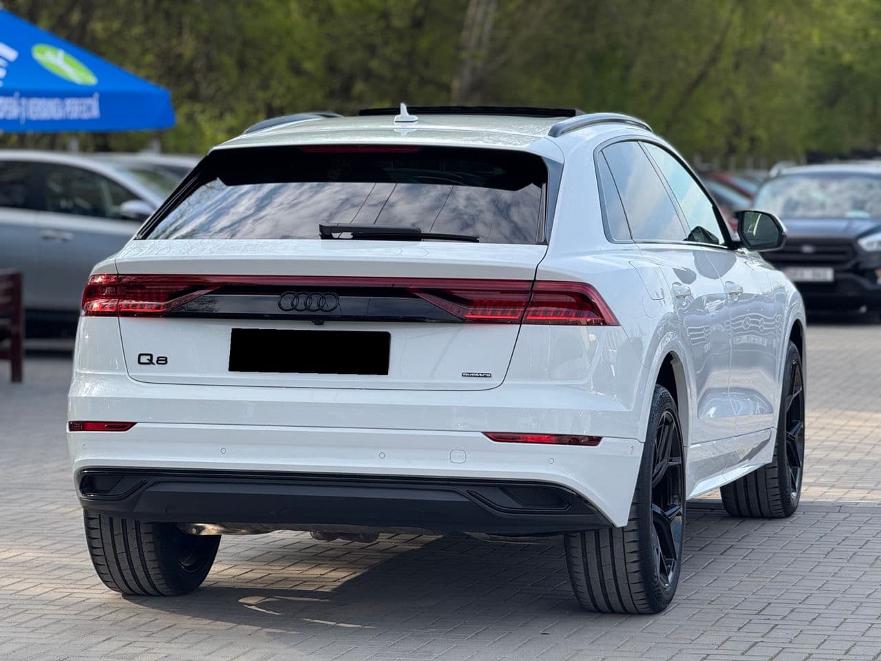 2023 Audi Q8 — Miniatură 2