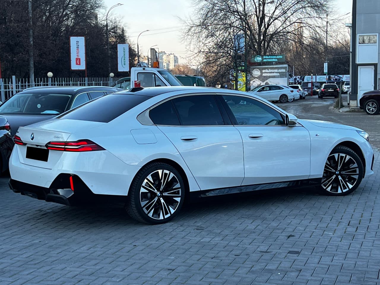 BMW 520 2023 — Миниатюра 4