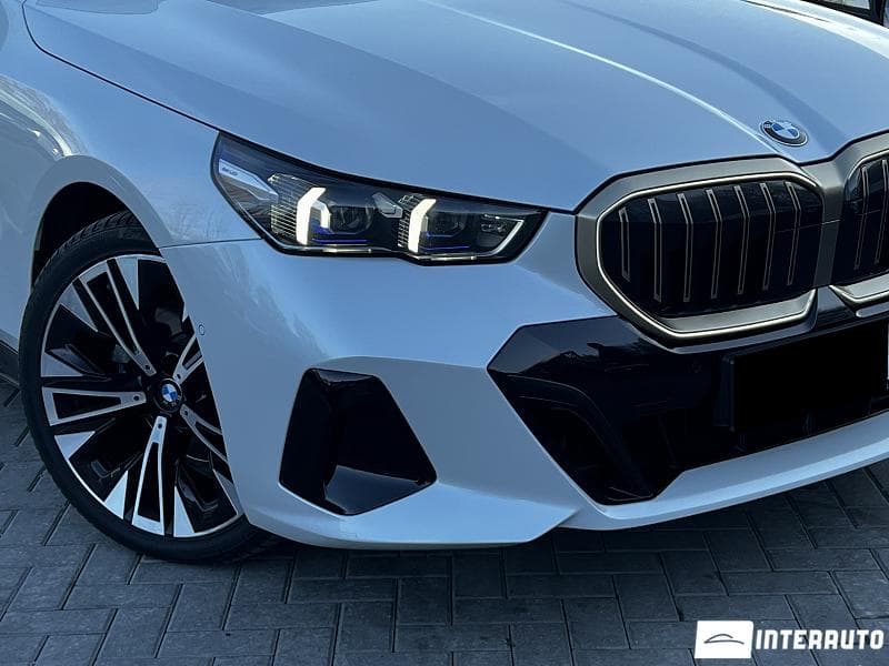 BMW 520 2023 — Миниатюра 5