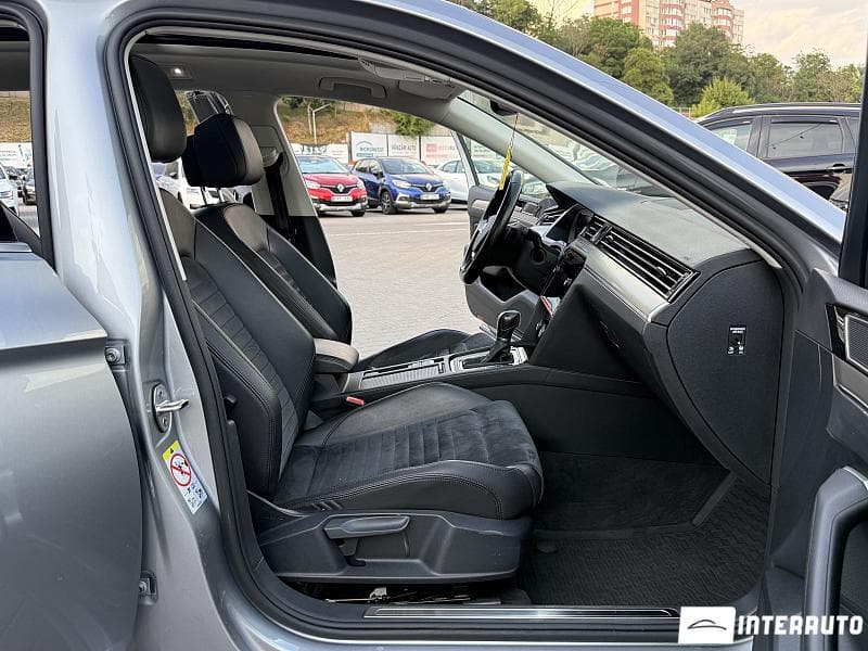 2018 Volkswagen Passat — Miniatură 13