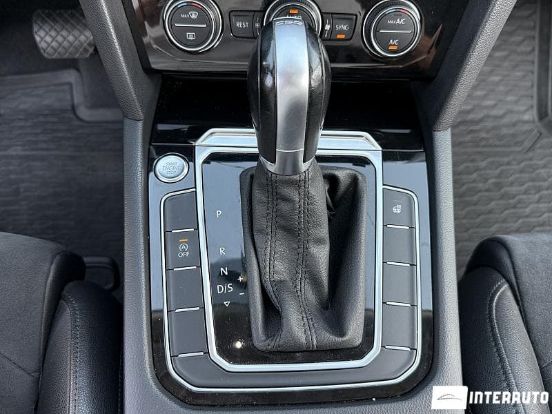2018 Volkswagen Passat — Miniatură 12