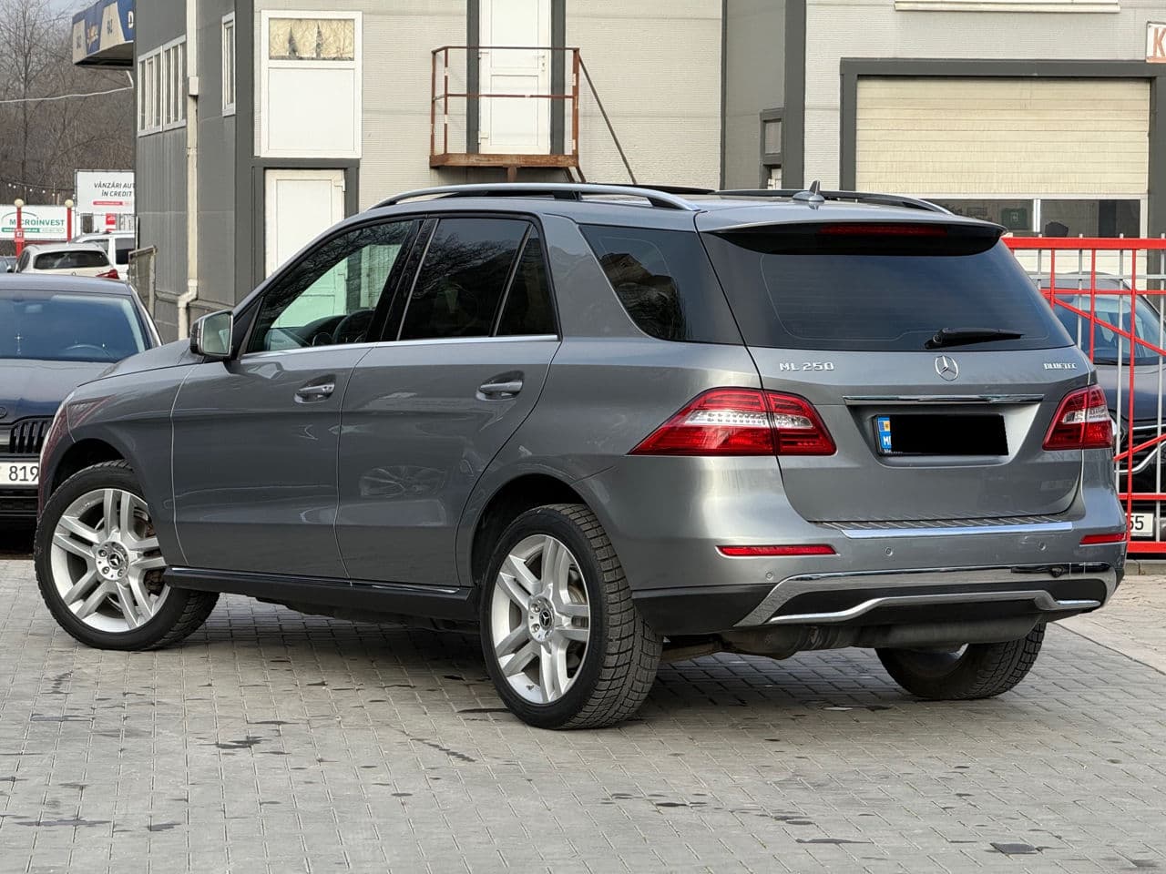 2015 Mercedes ML 250 — Miniatură 4
