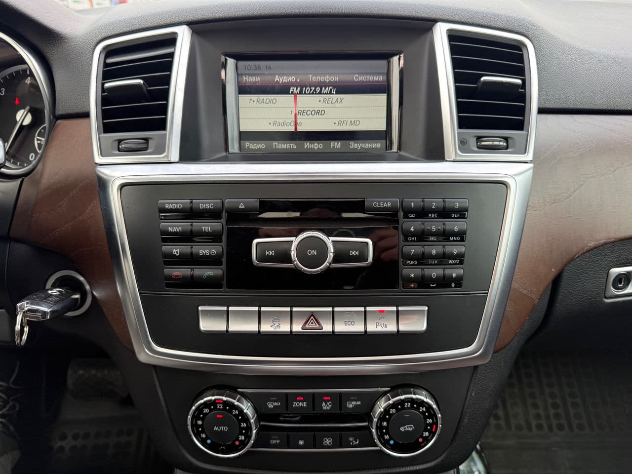 2015 Mercedes ML 250 — Miniatură 9