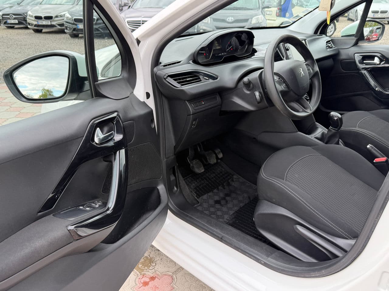 2019 Peugeot 208 — Miniatură 5