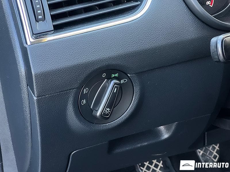2019 Skoda Octavia — Miniatură 7