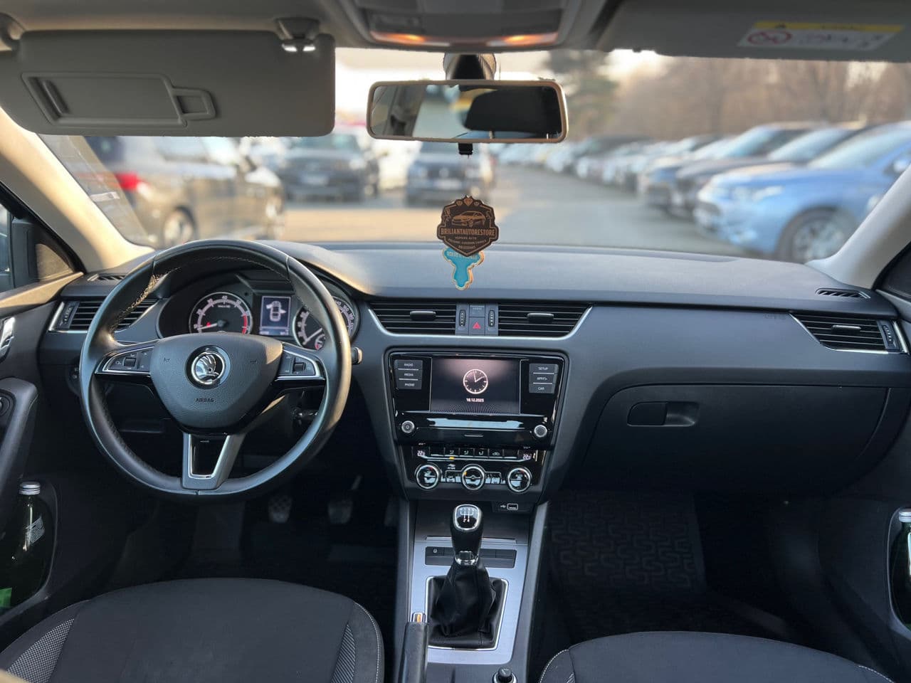 2019 Skoda Octavia — Miniatură 13