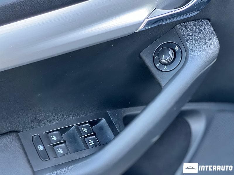 2019 Skoda Octavia — Miniatură 5