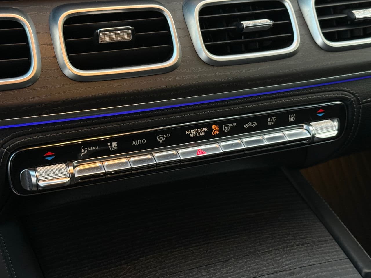2021 Mercedes GLE 350de — Miniatură 13