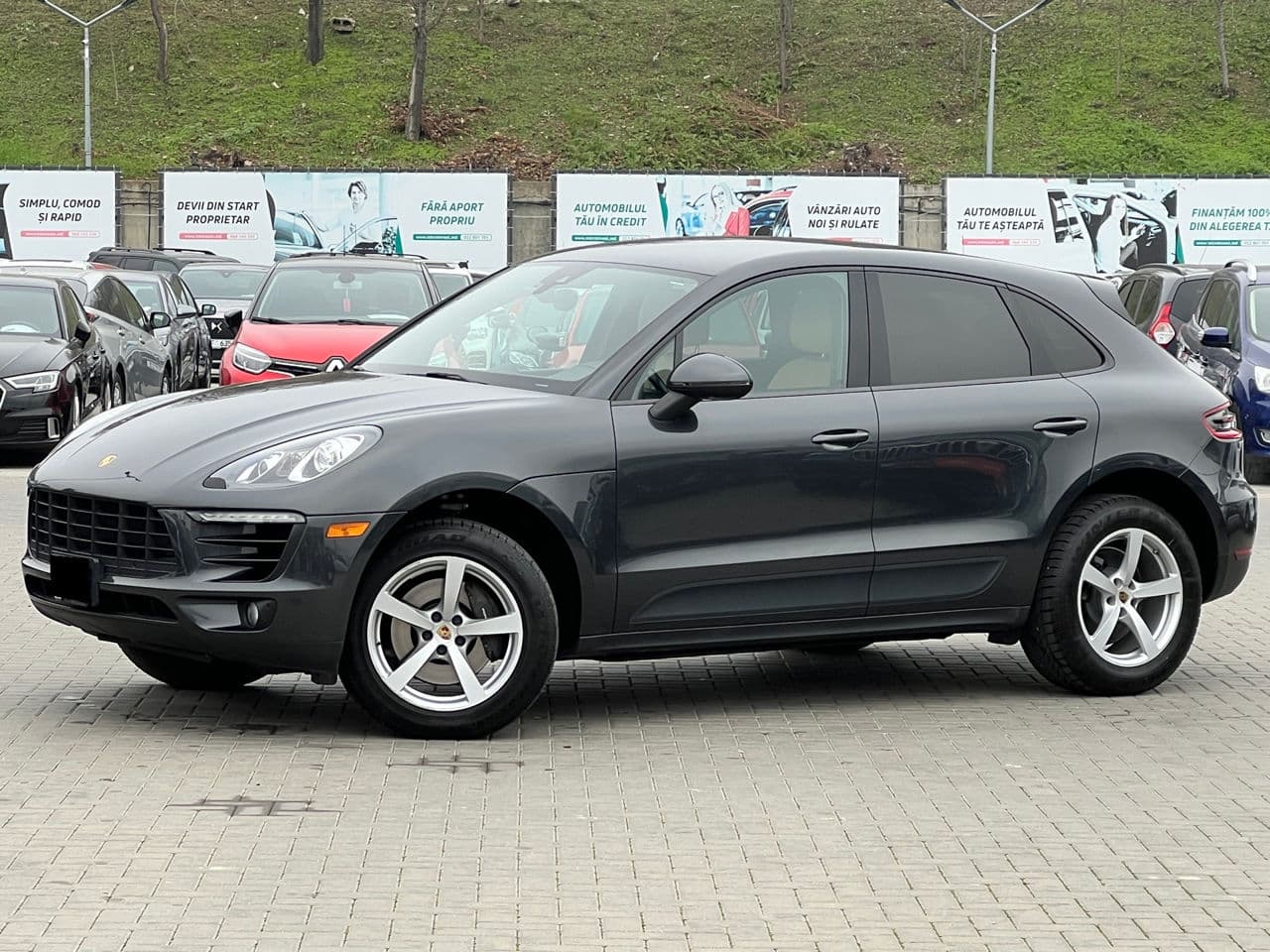 2017 Porsche Macan — Miniatură 2