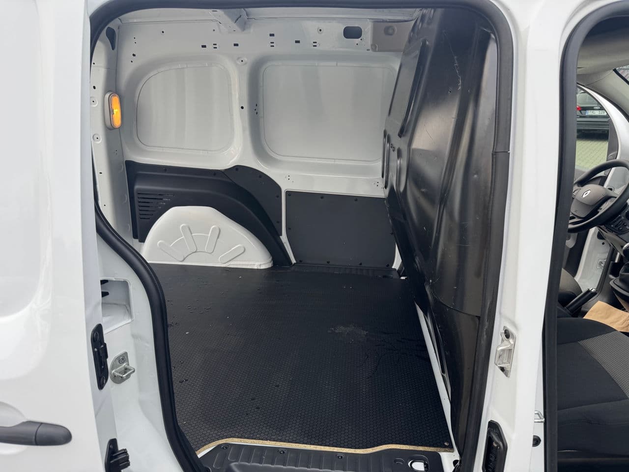 2020 Renault Kangoo — Miniatură 13