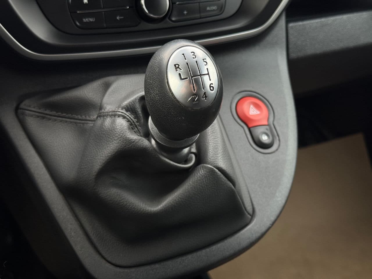 2020 Renault Kangoo — Miniatură 12