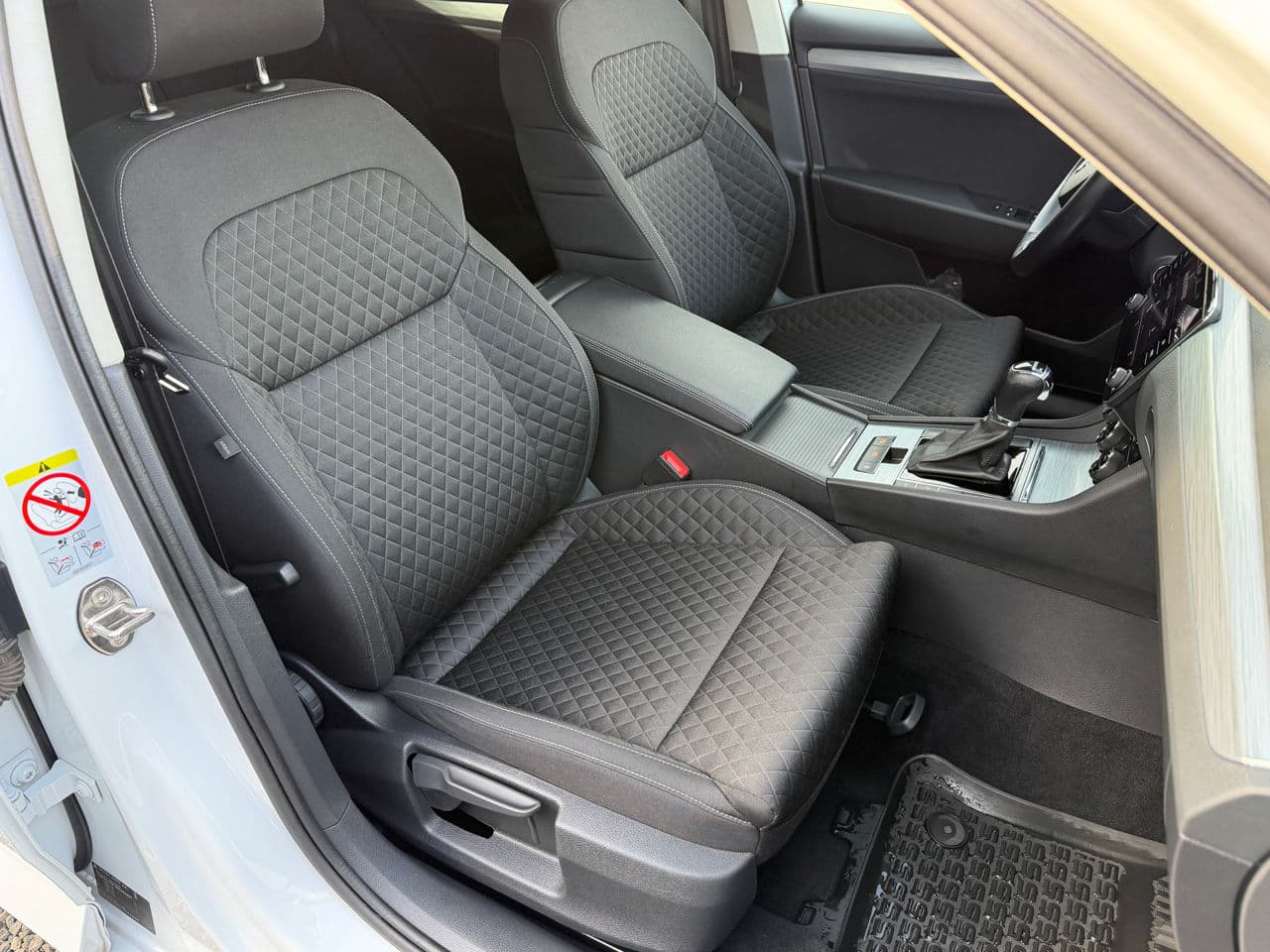 Skoda Superb 2022 — Миниатюра 16
