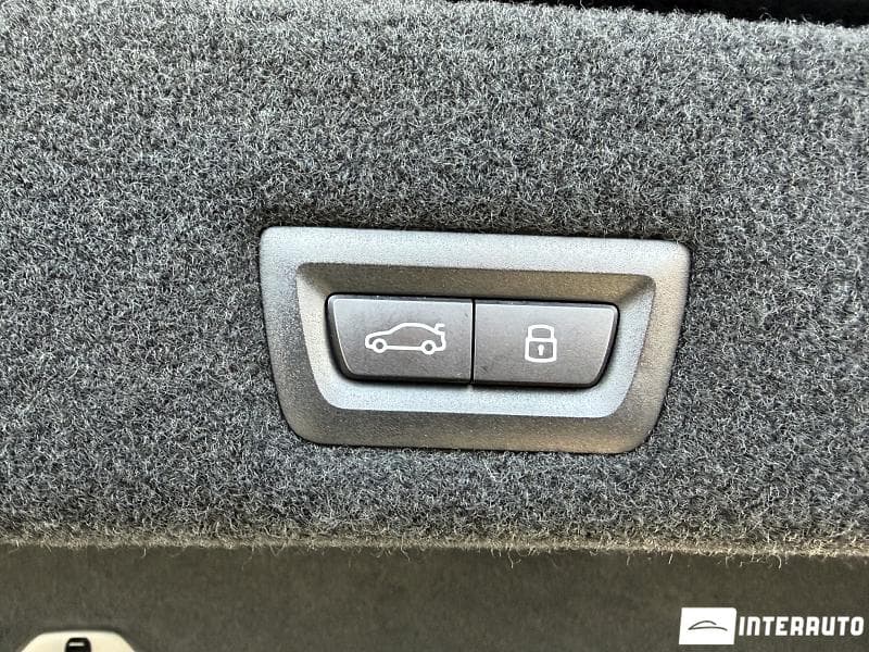 2024 BMW 750e XDrive — Miniatură 25