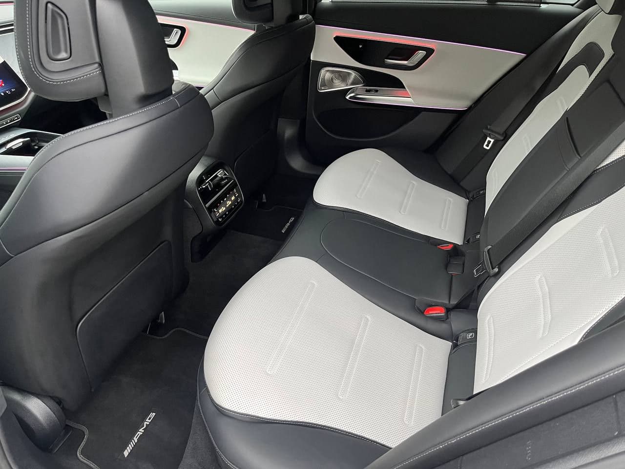 2025 Mercedes E 53 AMG — Miniatură 25