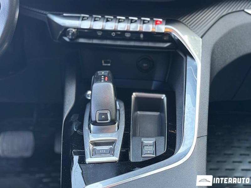 2021 Peugeot 3008 — Miniatură 11