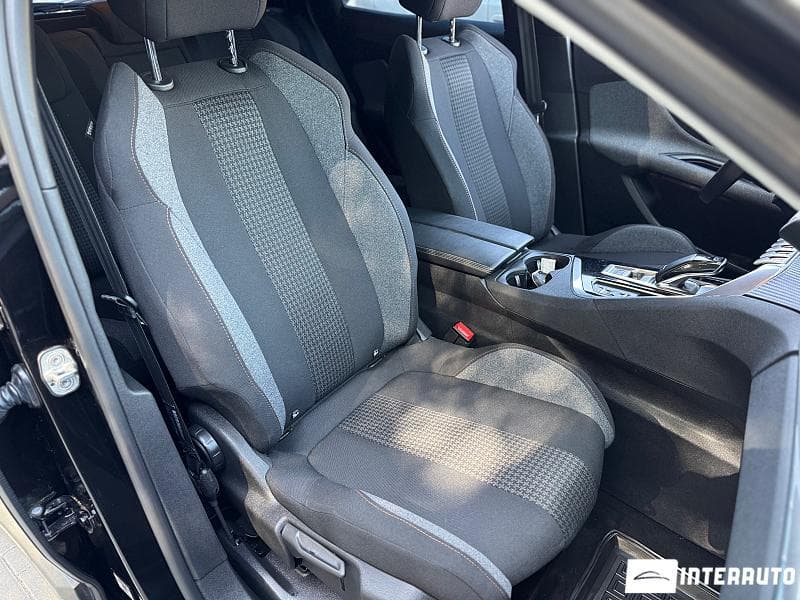 2021 Peugeot 3008 — Miniatură 12