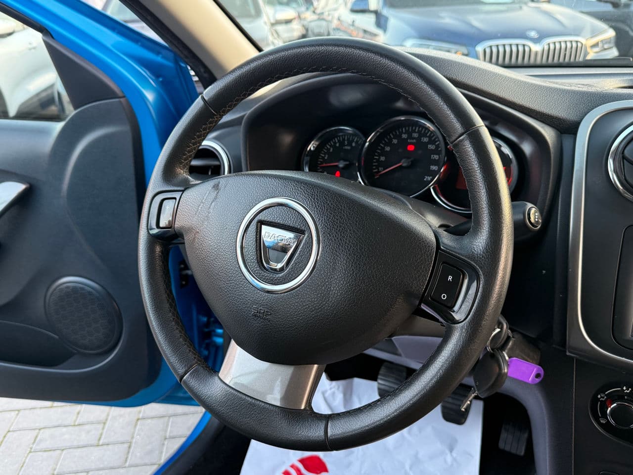 Dacia Sandero Stepway 2016 — Миниатюра 7