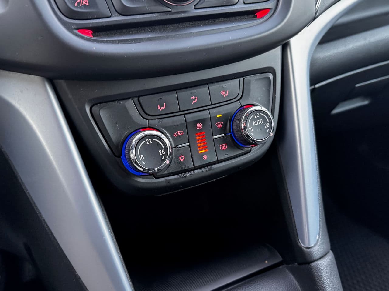 2013 Opel Zafira — Miniatură 13