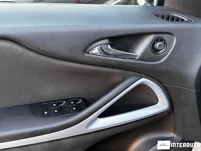 2013 Opel Zafira — Miniatură 16
