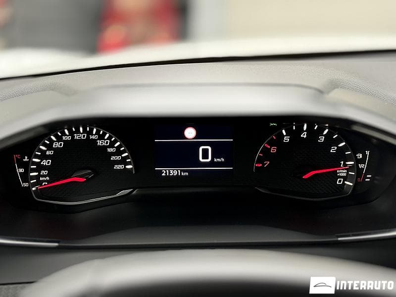 2023 Peugeot 208 — Miniatură 12