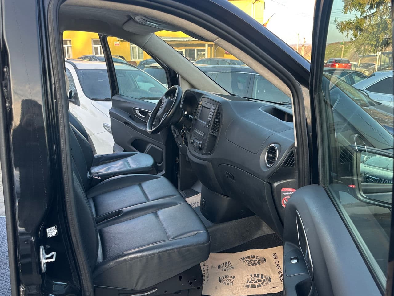 2018 Mercedes Vito — Miniatură 13